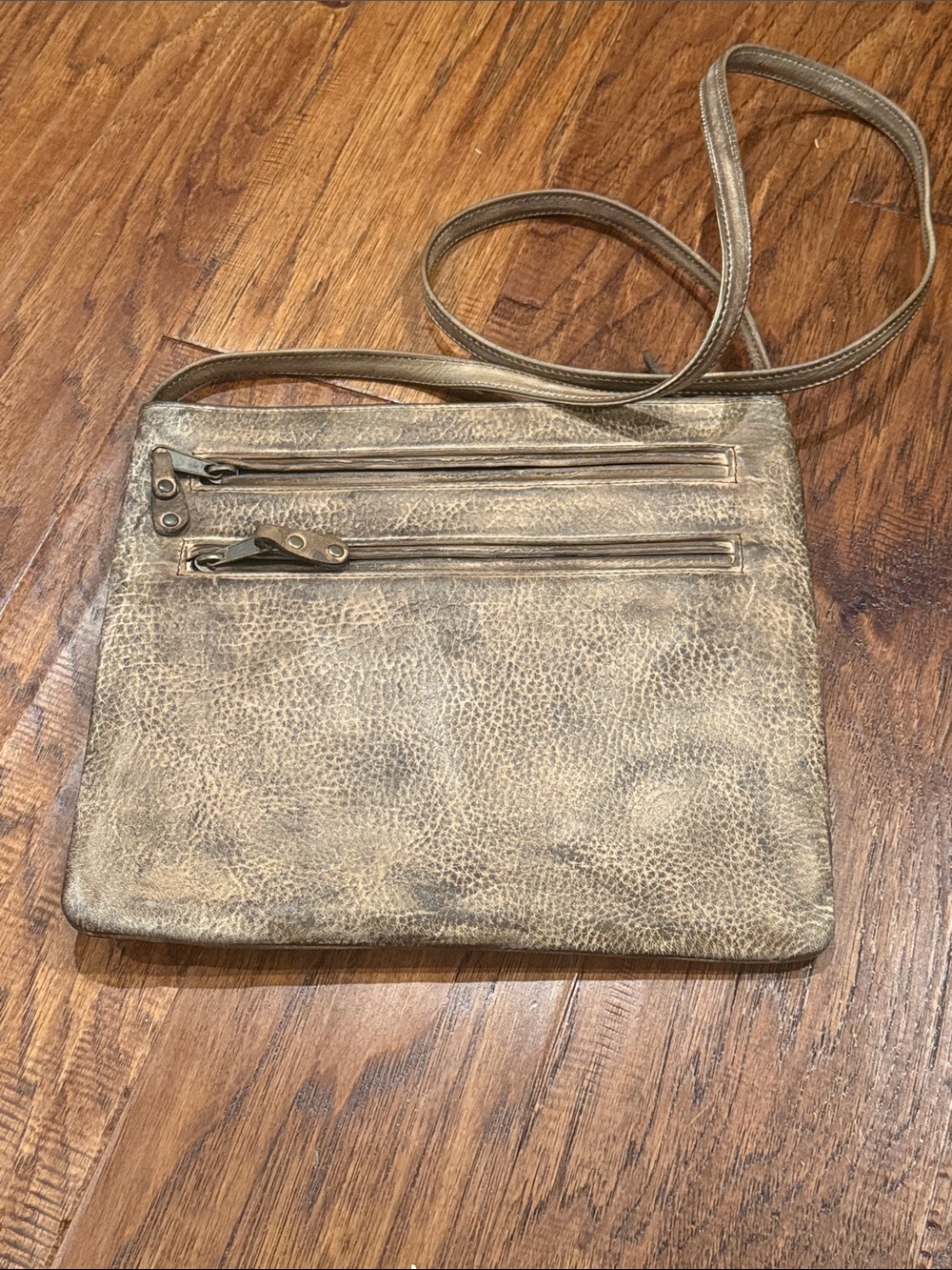 Classic Leather Crossbody Bag in Distressed Tan - Picture 2 of 2